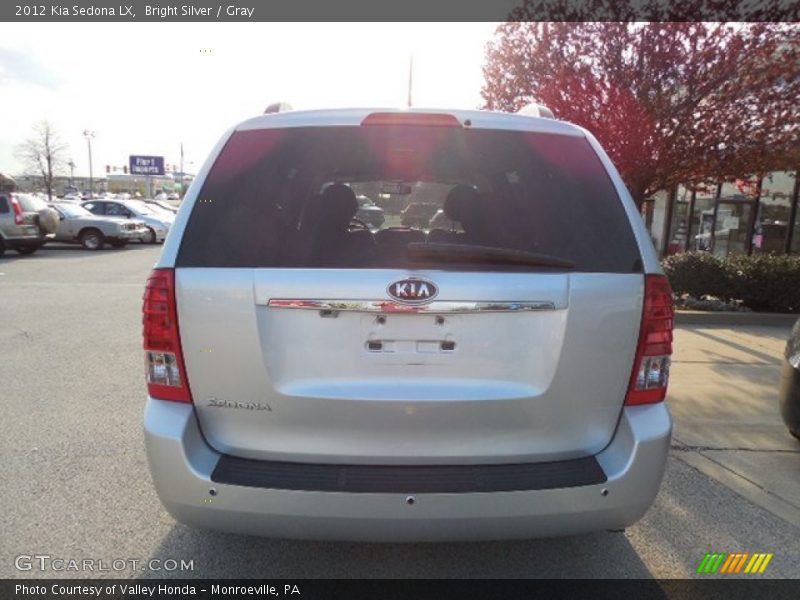 Bright Silver / Gray 2012 Kia Sedona LX