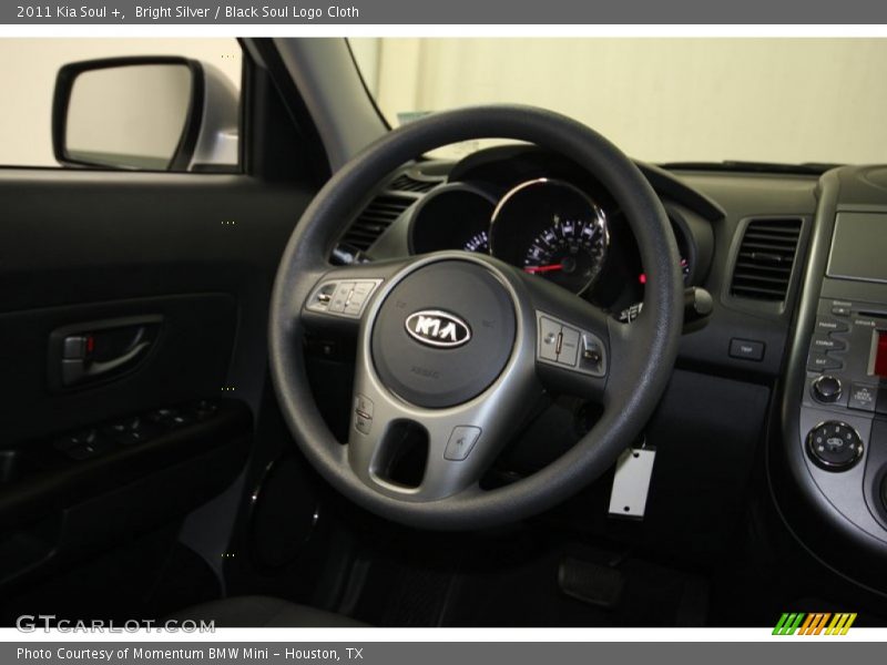 Bright Silver / Black Soul Logo Cloth 2011 Kia Soul +