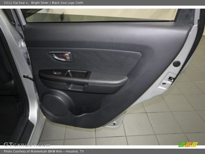 Bright Silver / Black Soul Logo Cloth 2011 Kia Soul +