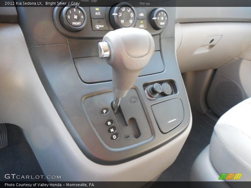 Bright Silver / Gray 2012 Kia Sedona LX