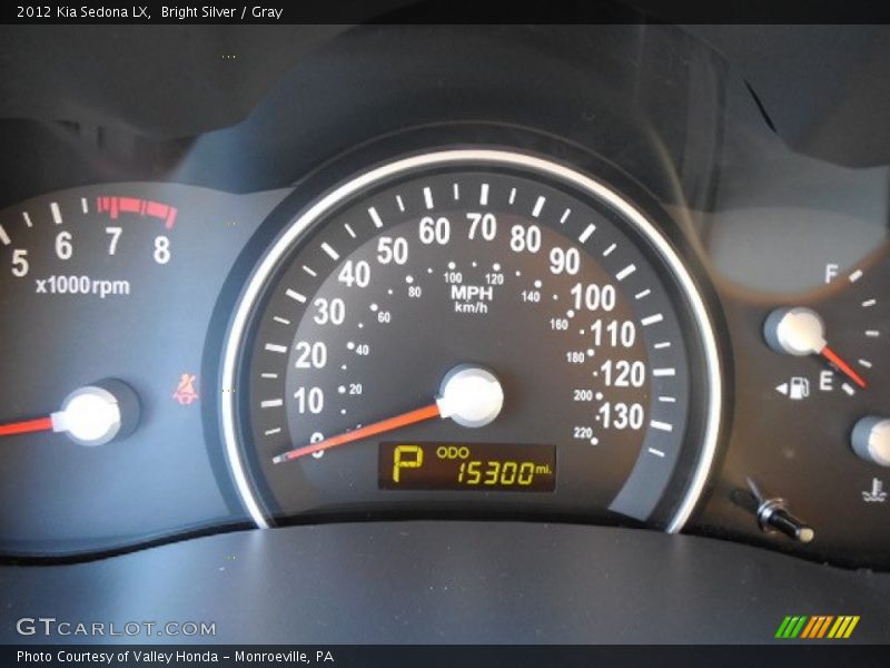 Bright Silver / Gray 2012 Kia Sedona LX