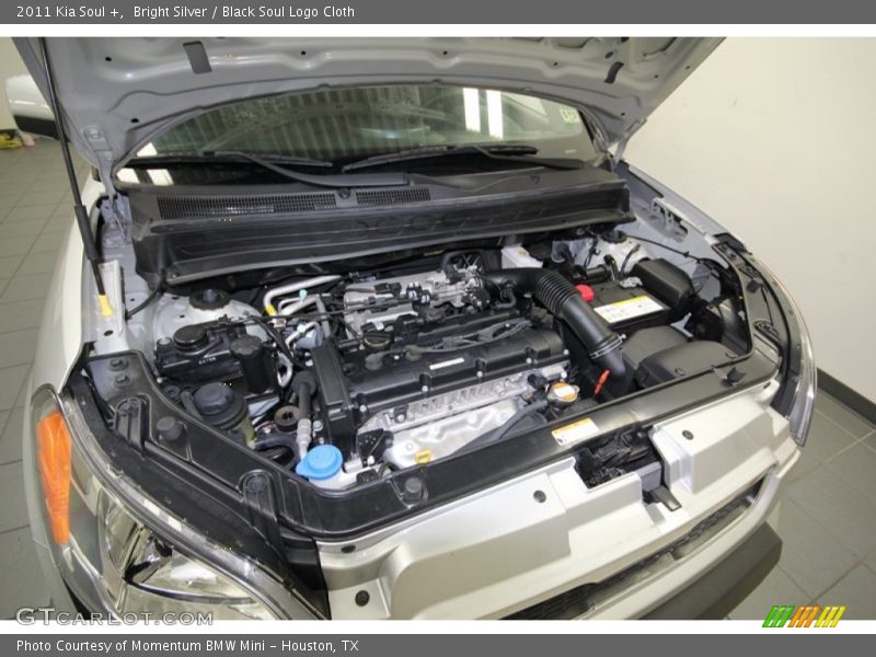 Bright Silver / Black Soul Logo Cloth 2011 Kia Soul +