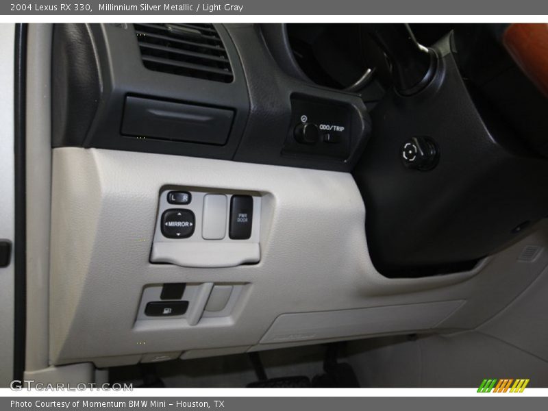 Millinnium Silver Metallic / Light Gray 2004 Lexus RX 330