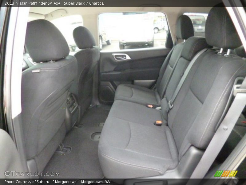 Super Black / Charcoal 2013 Nissan Pathfinder SV 4x4