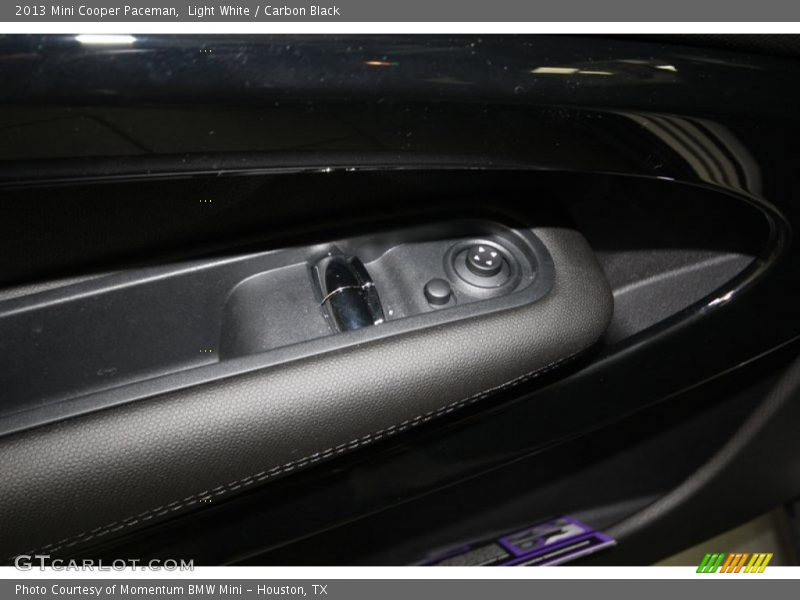 Light White / Carbon Black 2013 Mini Cooper Paceman