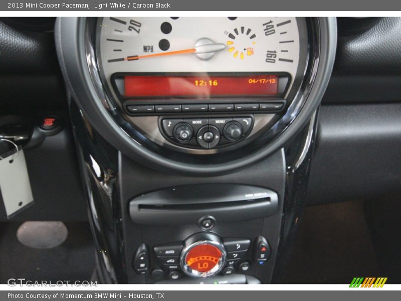 Light White / Carbon Black 2013 Mini Cooper Paceman