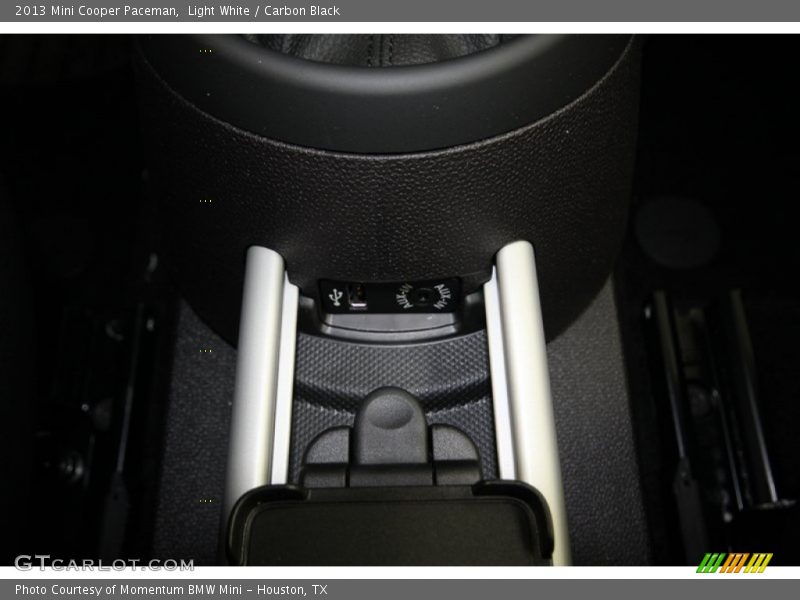 Light White / Carbon Black 2013 Mini Cooper Paceman