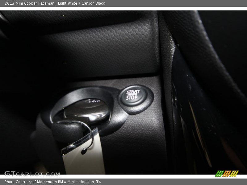 Light White / Carbon Black 2013 Mini Cooper Paceman