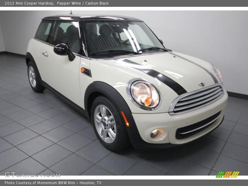 Pepper White / Carbon Black 2013 Mini Cooper Hardtop