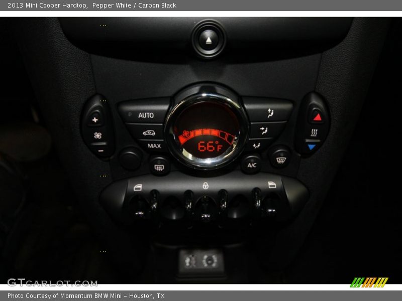 Pepper White / Carbon Black 2013 Mini Cooper Hardtop