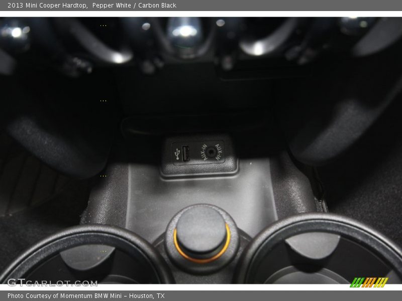Pepper White / Carbon Black 2013 Mini Cooper Hardtop