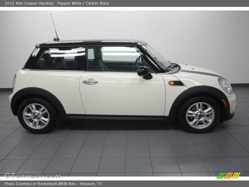 Pepper White / Carbon Black 2013 Mini Cooper Hardtop