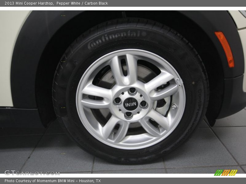Pepper White / Carbon Black 2013 Mini Cooper Hardtop