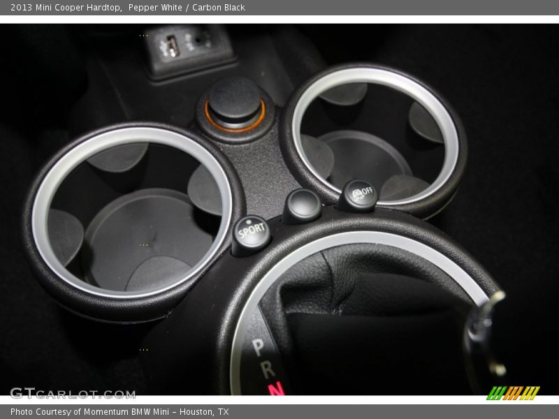 Pepper White / Carbon Black 2013 Mini Cooper Hardtop