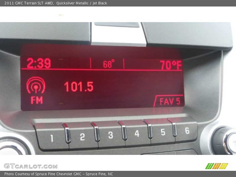Quicksilver Metallic / Jet Black 2011 GMC Terrain SLT AWD