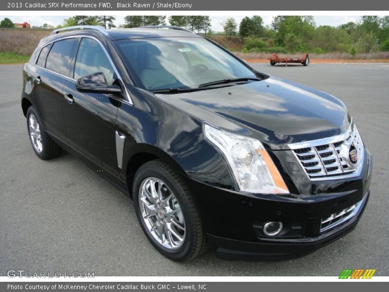Front 3/4 View of 2013 SRX Performance FWD