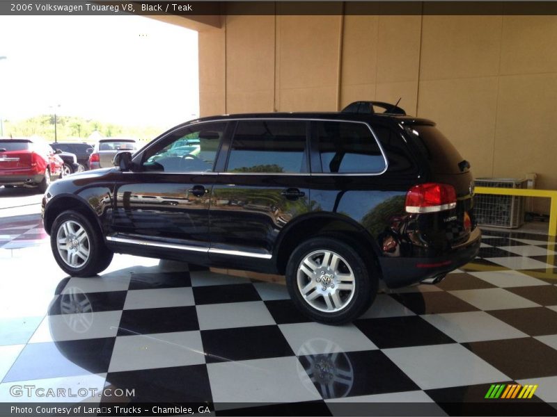 Black / Teak 2006 Volkswagen Touareg V8