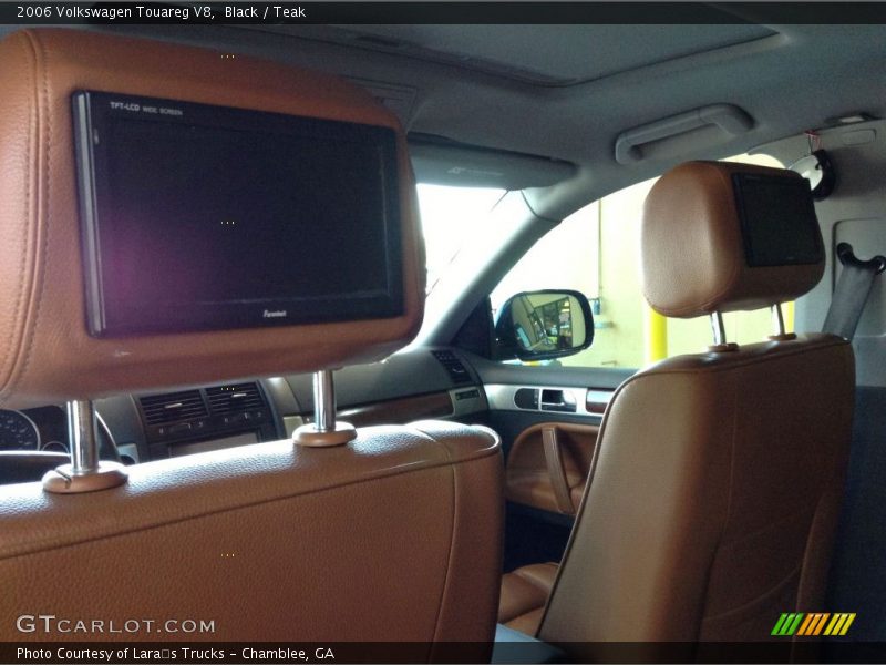 Black / Teak 2006 Volkswagen Touareg V8