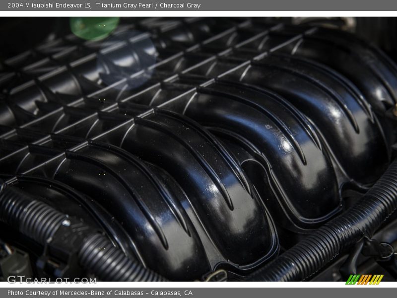 Titanium Gray Pearl / Charcoal Gray 2004 Mitsubishi Endeavor LS
