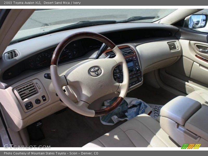 Desert Sand Mica / Ivory 2003 Toyota Avalon XLS