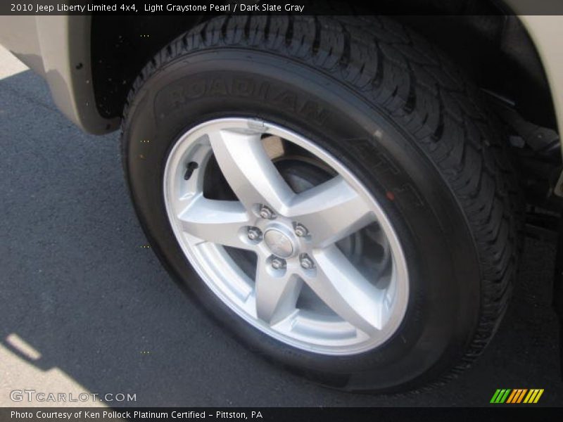 Light Graystone Pearl / Dark Slate Gray 2010 Jeep Liberty Limited 4x4