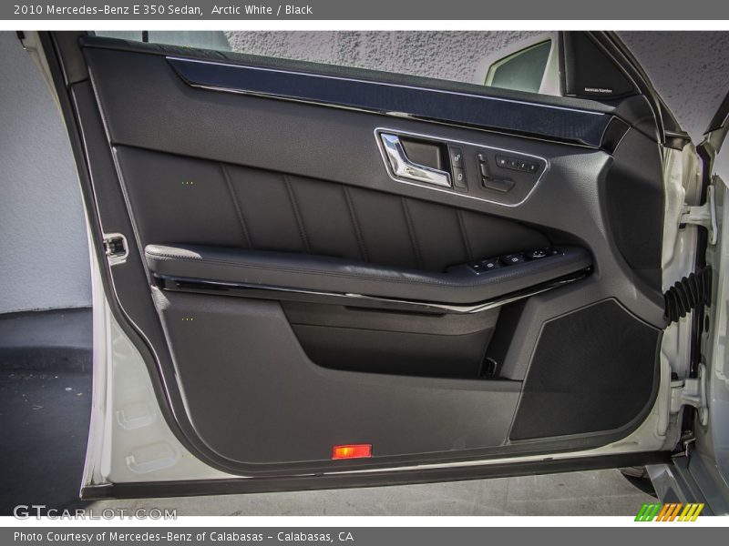Arctic White / Black 2010 Mercedes-Benz E 350 Sedan