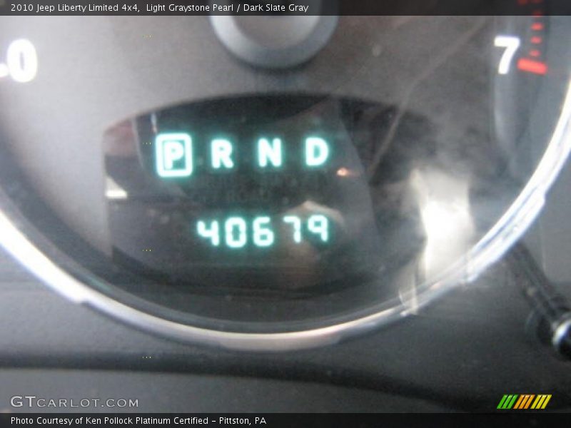 Light Graystone Pearl / Dark Slate Gray 2010 Jeep Liberty Limited 4x4
