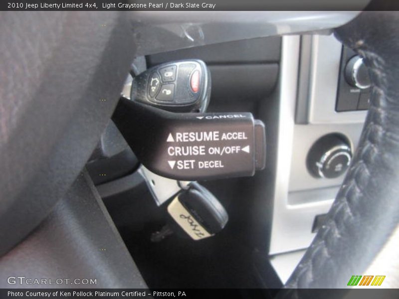 Light Graystone Pearl / Dark Slate Gray 2010 Jeep Liberty Limited 4x4