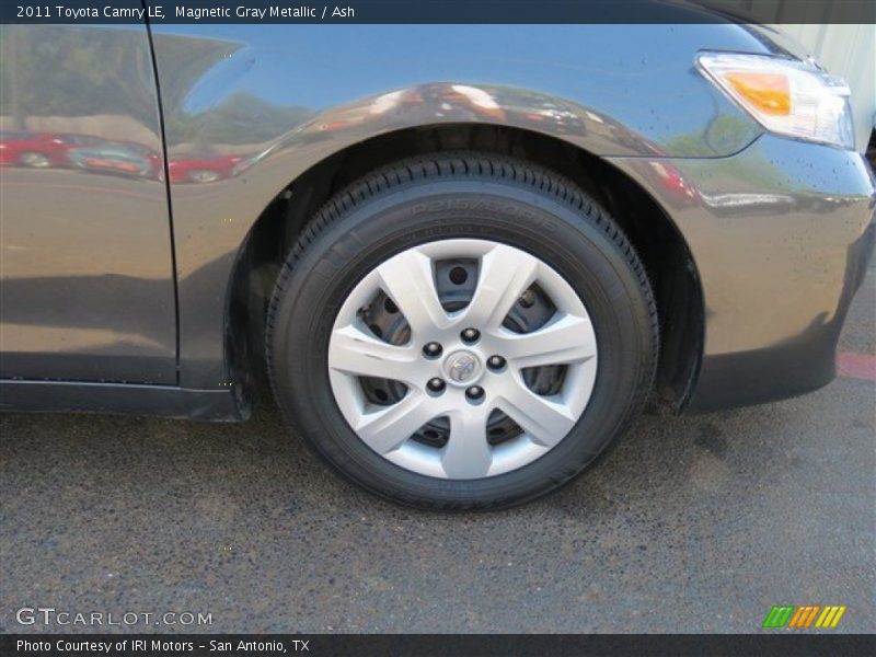 Magnetic Gray Metallic / Ash 2011 Toyota Camry LE