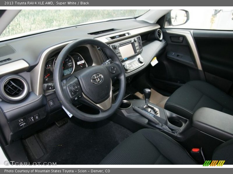 Super White / Black 2013 Toyota RAV4 XLE AWD