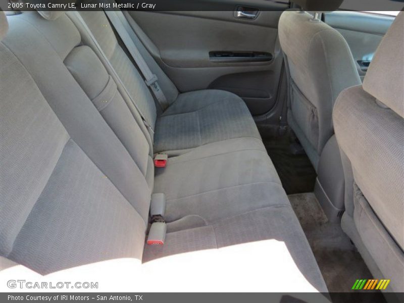 Lunar Mist Metallic / Gray 2005 Toyota Camry LE