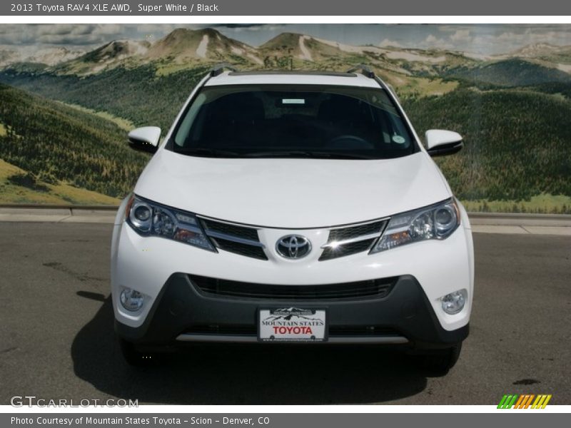 Super White / Black 2013 Toyota RAV4 XLE AWD