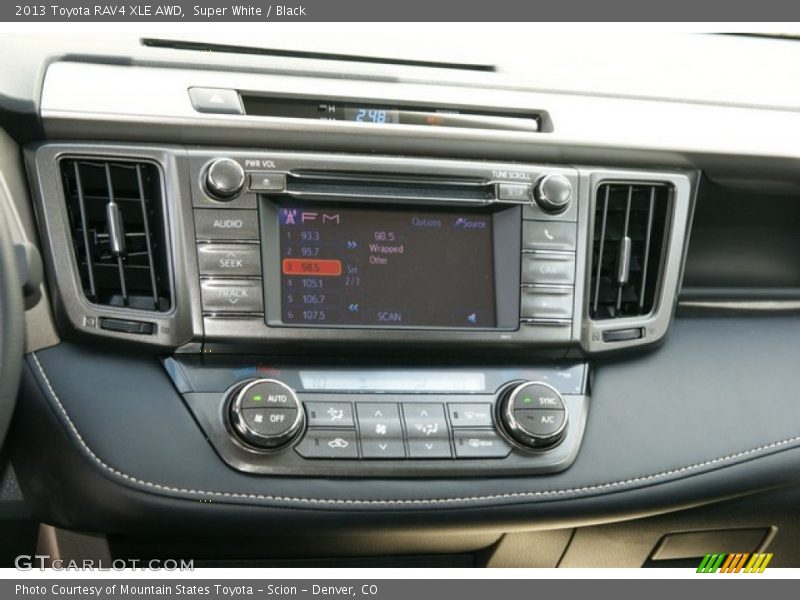 Super White / Black 2013 Toyota RAV4 XLE AWD