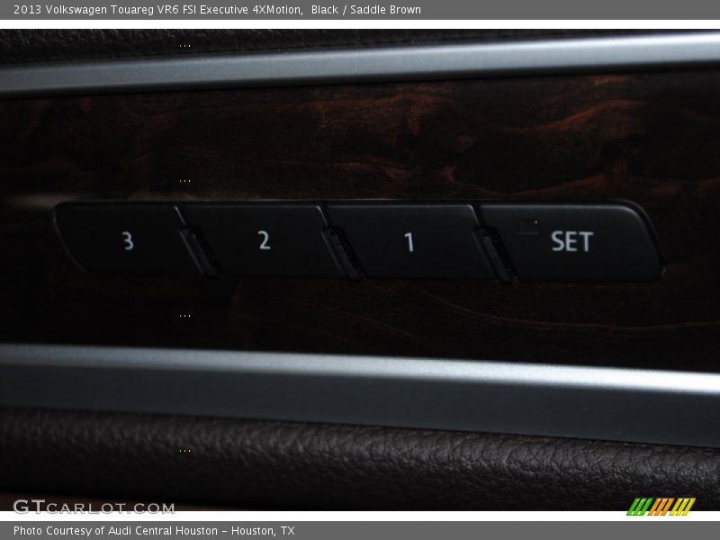 Black / Saddle Brown 2013 Volkswagen Touareg VR6 FSI Executive 4XMotion