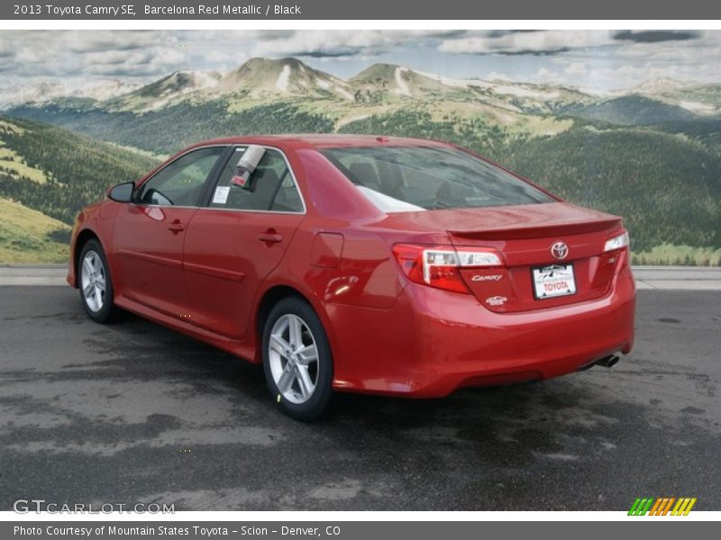 Barcelona Red Metallic / Black 2013 Toyota Camry SE