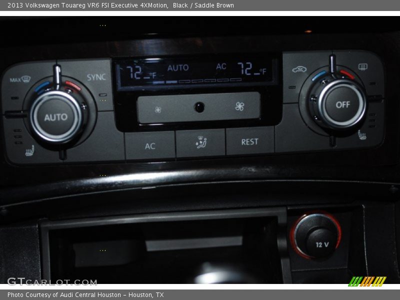 Black / Saddle Brown 2013 Volkswagen Touareg VR6 FSI Executive 4XMotion