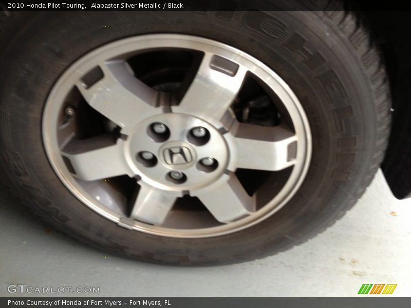 Alabaster Silver Metallic / Black 2010 Honda Pilot Touring