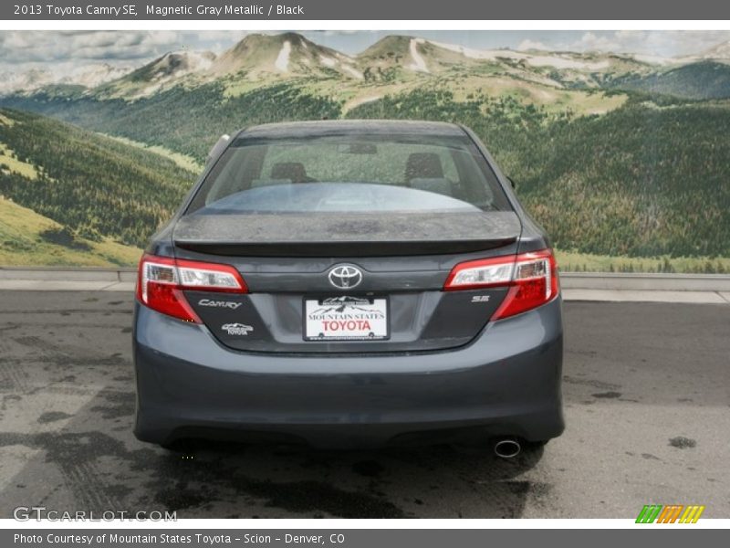 Magnetic Gray Metallic / Black 2013 Toyota Camry SE