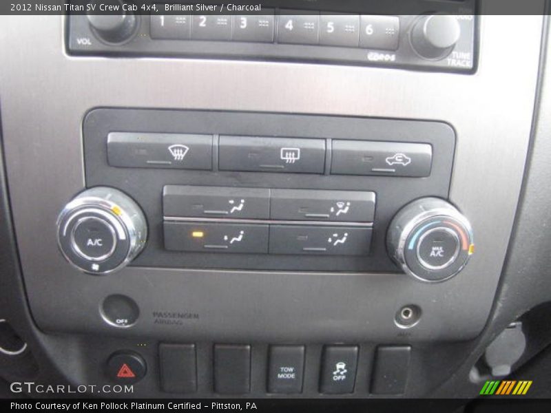 Brilliant Silver / Charcoal 2012 Nissan Titan SV Crew Cab 4x4