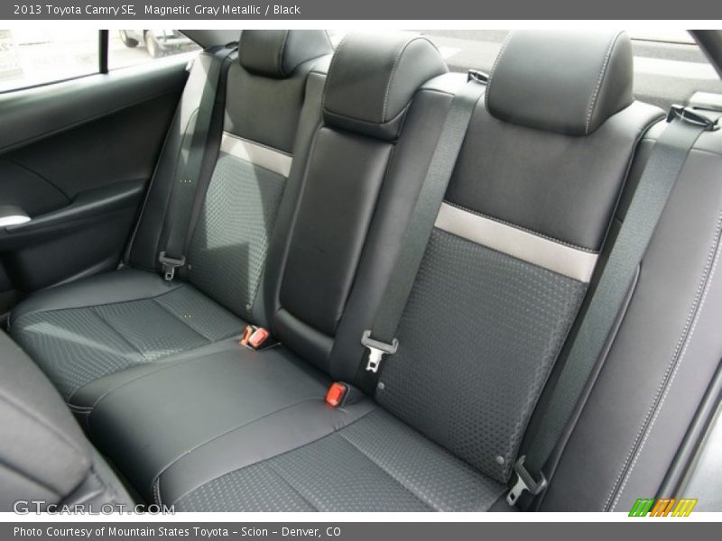 Magnetic Gray Metallic / Black 2013 Toyota Camry SE