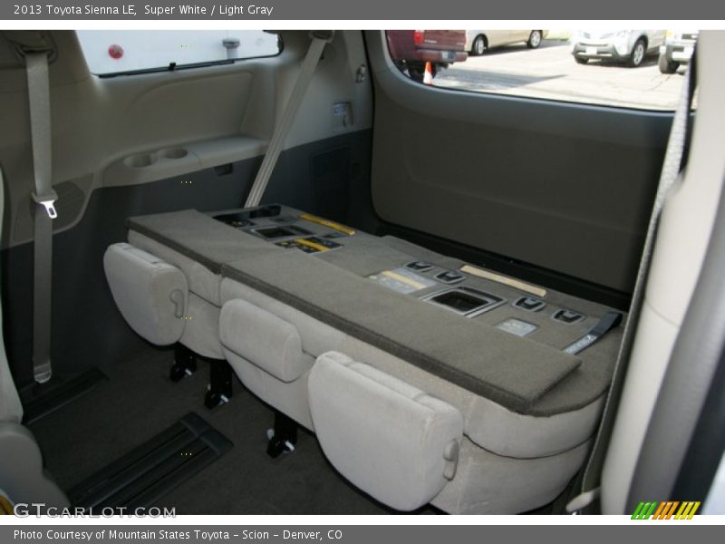 Super White / Light Gray 2013 Toyota Sienna LE