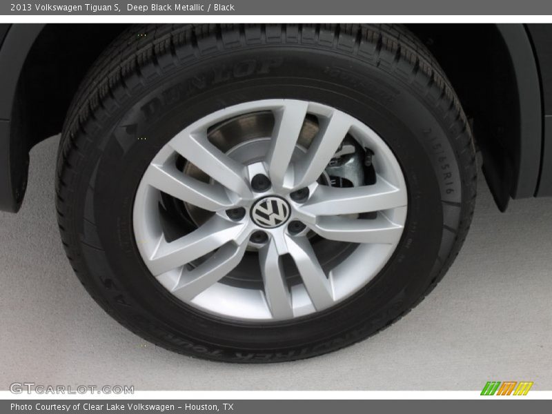 Deep Black Metallic / Black 2013 Volkswagen Tiguan S