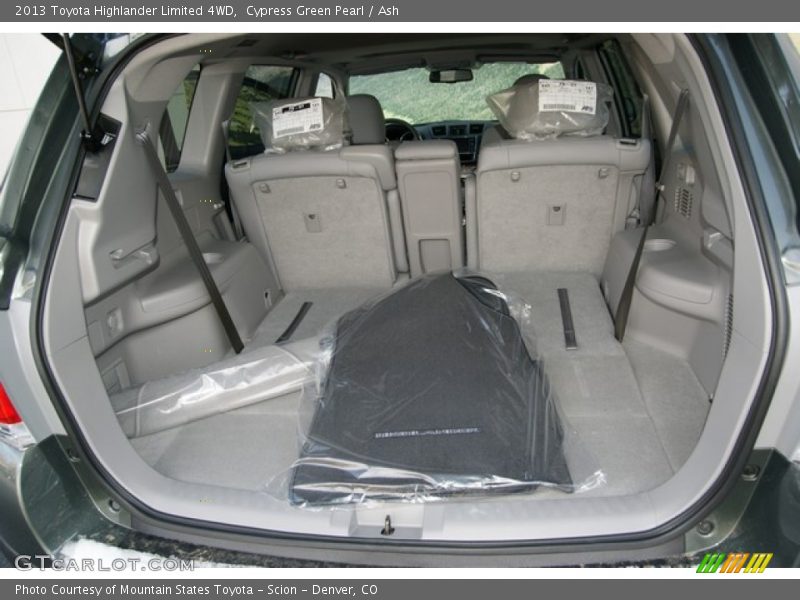 Cypress Green Pearl / Ash 2013 Toyota Highlander Limited 4WD