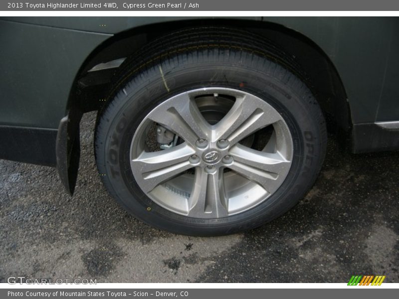 Cypress Green Pearl / Ash 2013 Toyota Highlander Limited 4WD