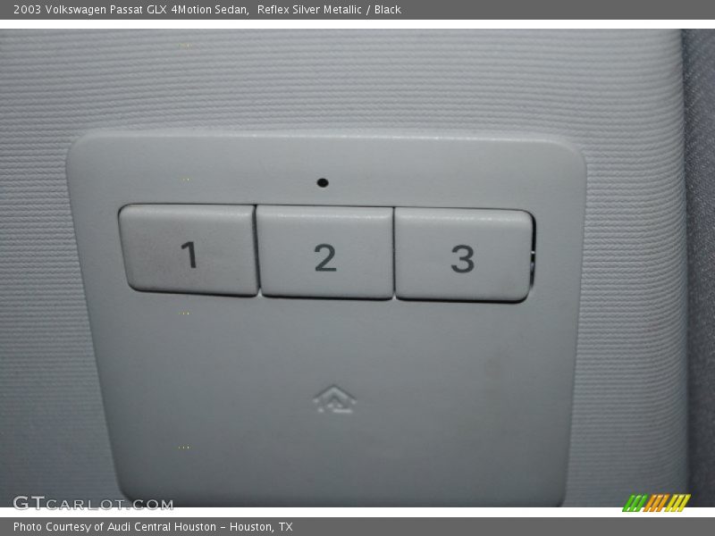 Reflex Silver Metallic / Black 2003 Volkswagen Passat GLX 4Motion Sedan