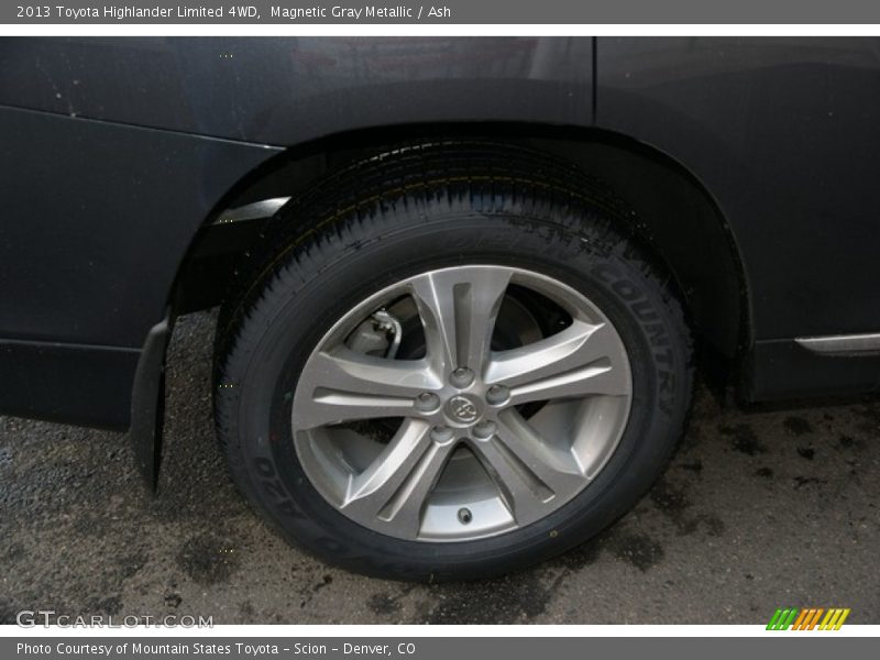 Magnetic Gray Metallic / Ash 2013 Toyota Highlander Limited 4WD