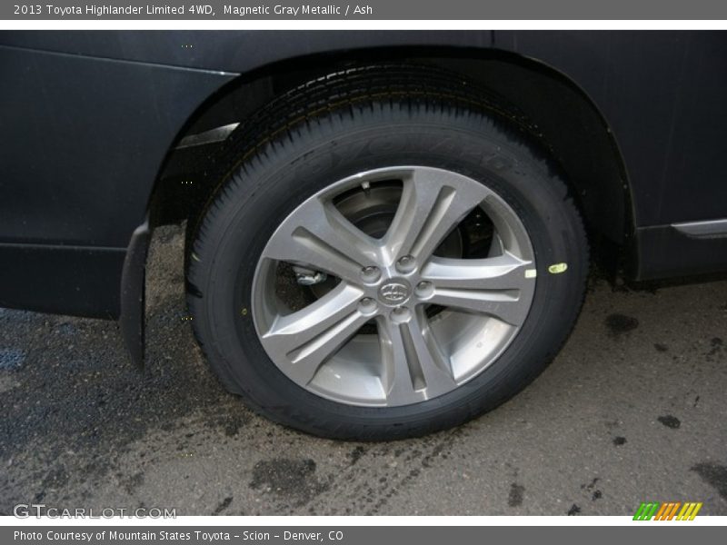 Magnetic Gray Metallic / Ash 2013 Toyota Highlander Limited 4WD