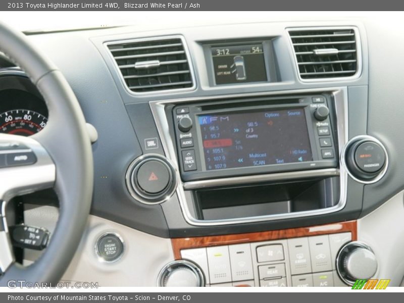 Blizzard White Pearl / Ash 2013 Toyota Highlander Limited 4WD