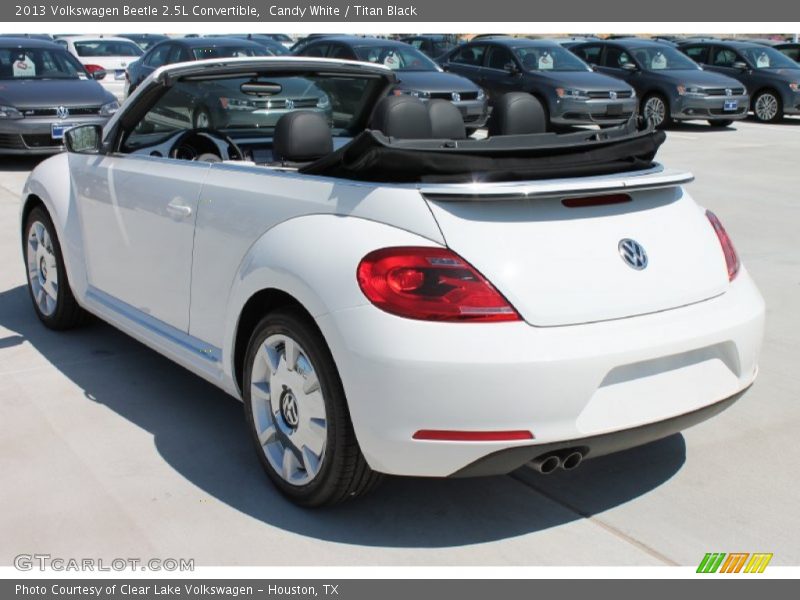 Candy White / Titan Black 2013 Volkswagen Beetle 2.5L Convertible