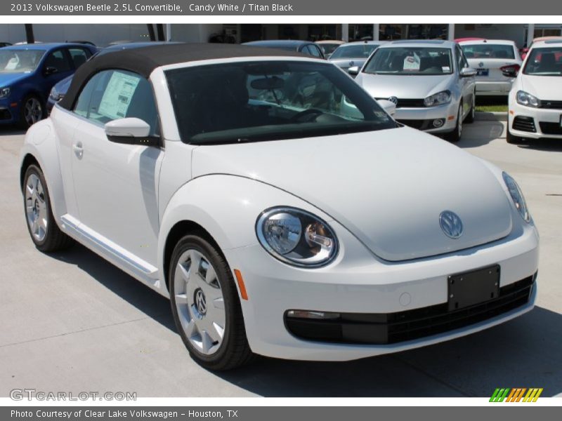 Candy White / Titan Black 2013 Volkswagen Beetle 2.5L Convertible